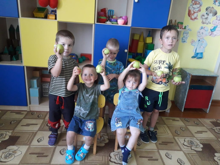 Яблочный Спас.